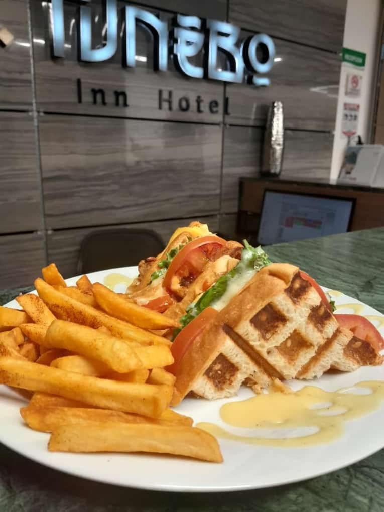 Hotel Tunebo Inn Ríohacha Kültér fotó